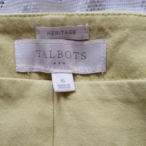 TALBOT'S Women's Heritage Stretch Capris - Picture 5 of 7